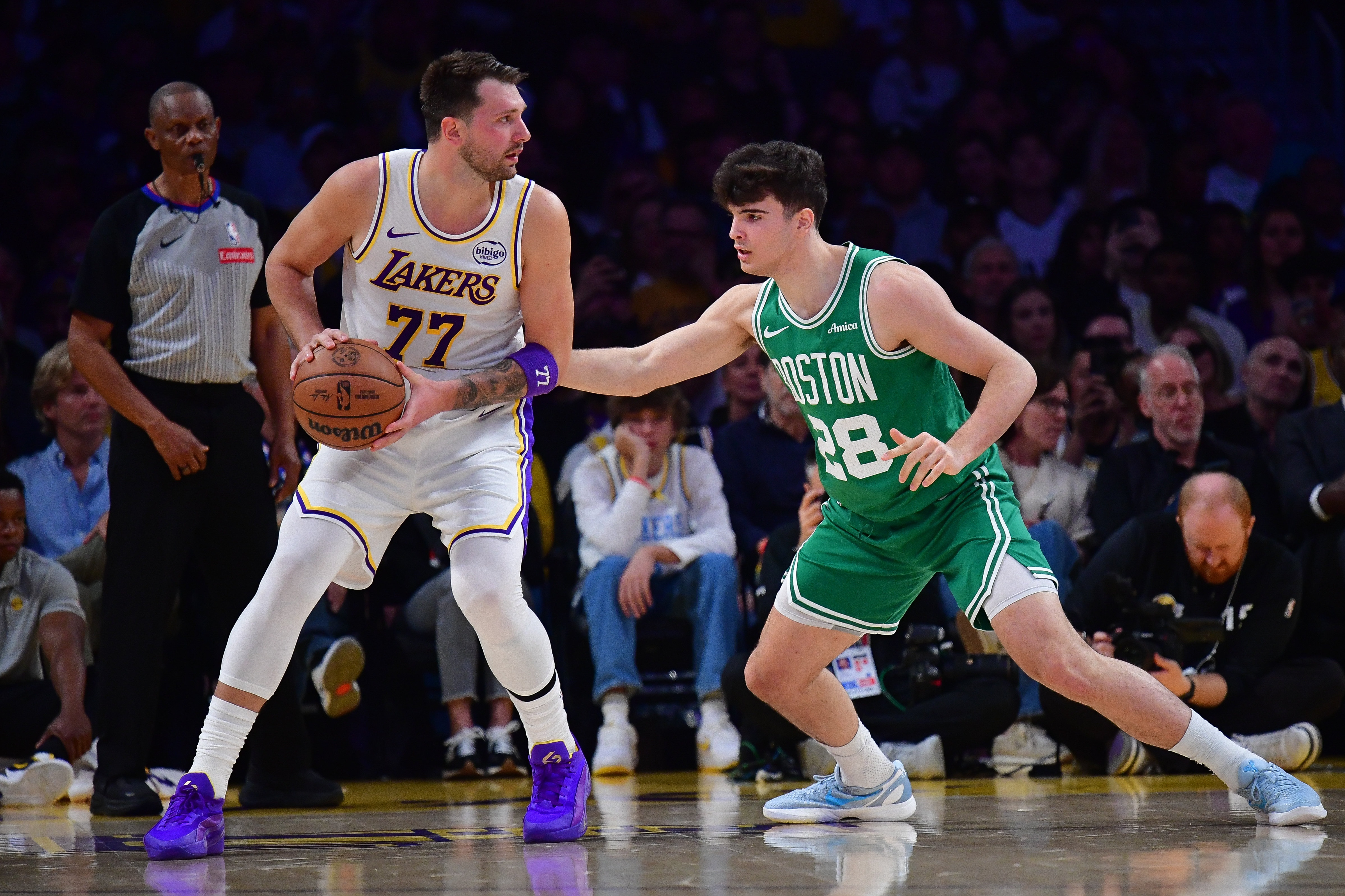 开云-1米85乱杀！布朗&amp;普理查德击穿湖人外防线 防守硬度是致命差距