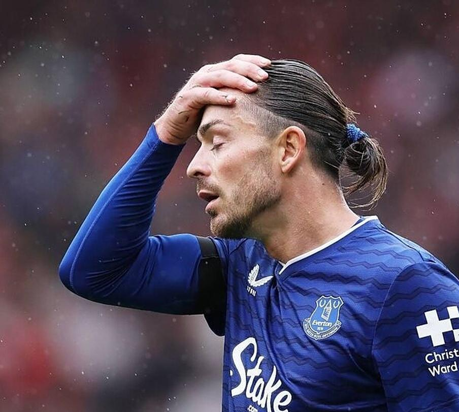 开云APP-伤缺3月！格拉利什受伤给曼城敲响警钟 再不轮换哈兰德就是下一个