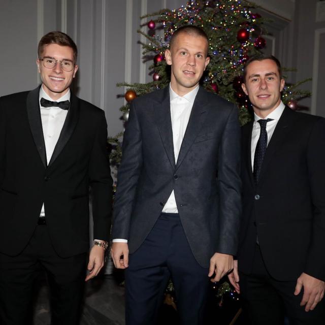 开云体育下载-拉齐奥球员不吃圣诞蛋糕，是偶然还是无声抗议？