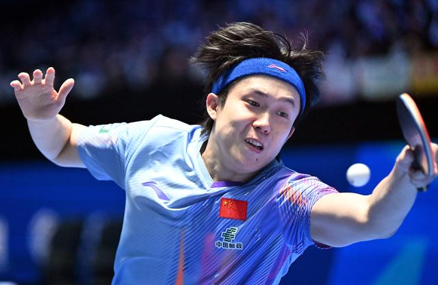 乒乓球亚洲杯：王楚钦晋级16强|乒乓球赛|国际乒联|循环赛|穆罕默德·阿卜杜勒瓦哈卜|卡塔尔_新浪体育_新浪新闻