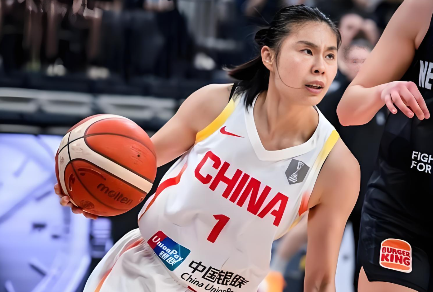 开云APP-失望！3场比赛仅得2分，球迷：世界杯别带她了，将名额给刘禹彤吧