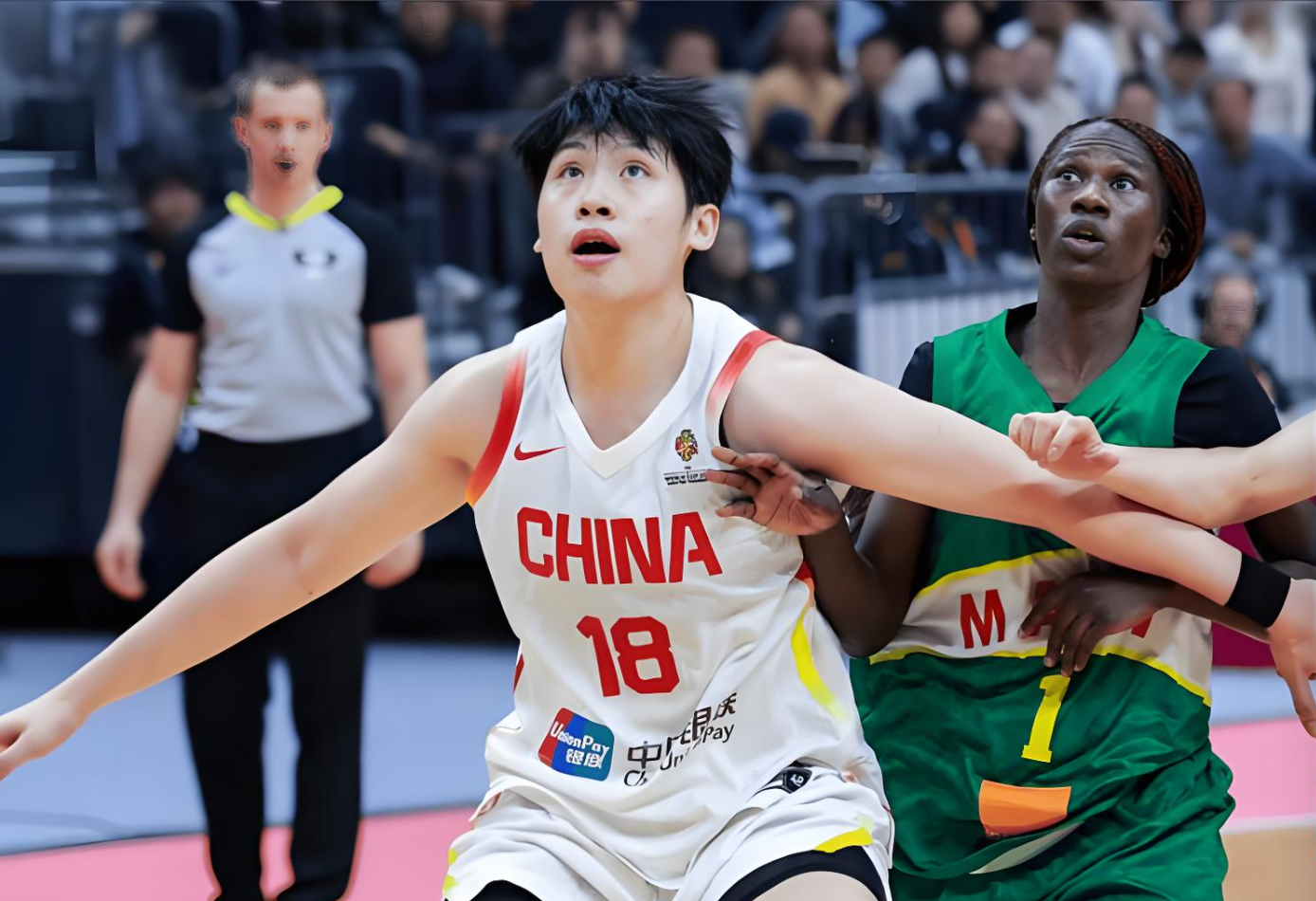 开云APP-失望！3场比赛仅得2分，球迷：世界杯别带她了，将名额给刘禹彤吧