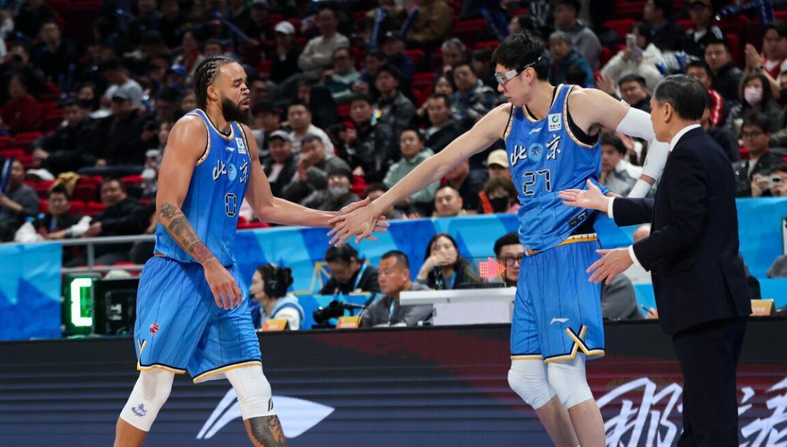 开云-CBA季后赛格局巨变！上海展露冠军相，3大热门因伤跌出争冠行列？